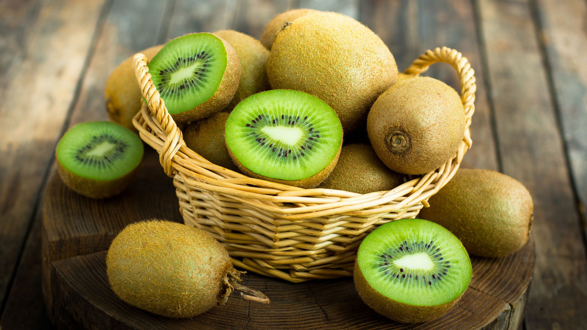 Giá trị dinh dưỡng và lợi ích sức khỏe từ trái kiwi